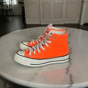 Orange Converse 7.5